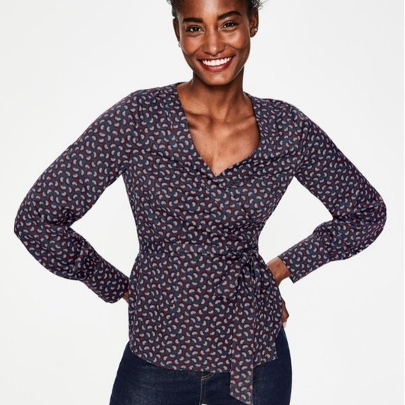 Boden Tops - Boden Rainbow Arc Print Navy Blue Wrap Top 2